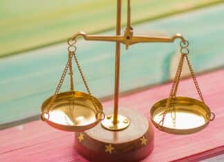 Weiterbildung trotz Vollzeitjob: So klappt es mit Job, Familie & Lernen