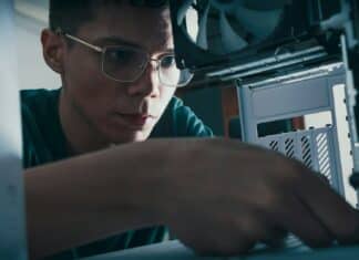 Automatiker Weiterbildung: Deine Karrierechancen nach der EFZ-Lehre Automatiker-Weiterbildung